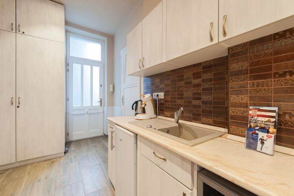 Apartment Standard By Hi5 - Rumbach - Synagogue Budapest